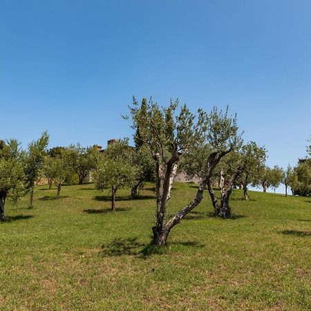 Il Casale Lonato - By Host4U Aparthotel Kültér fotó