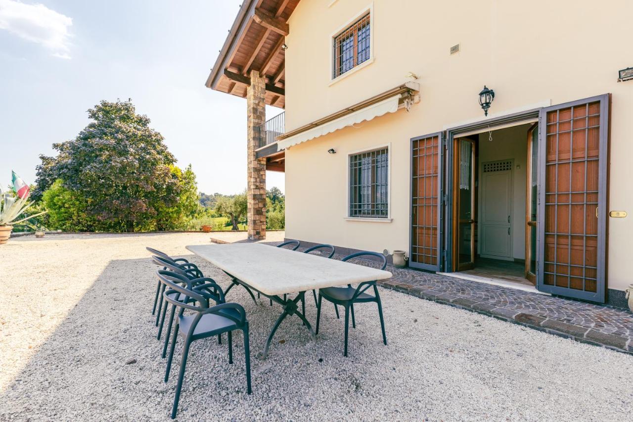 Il Casale Lonato - By Host4U Aparthotel Kültér fotó