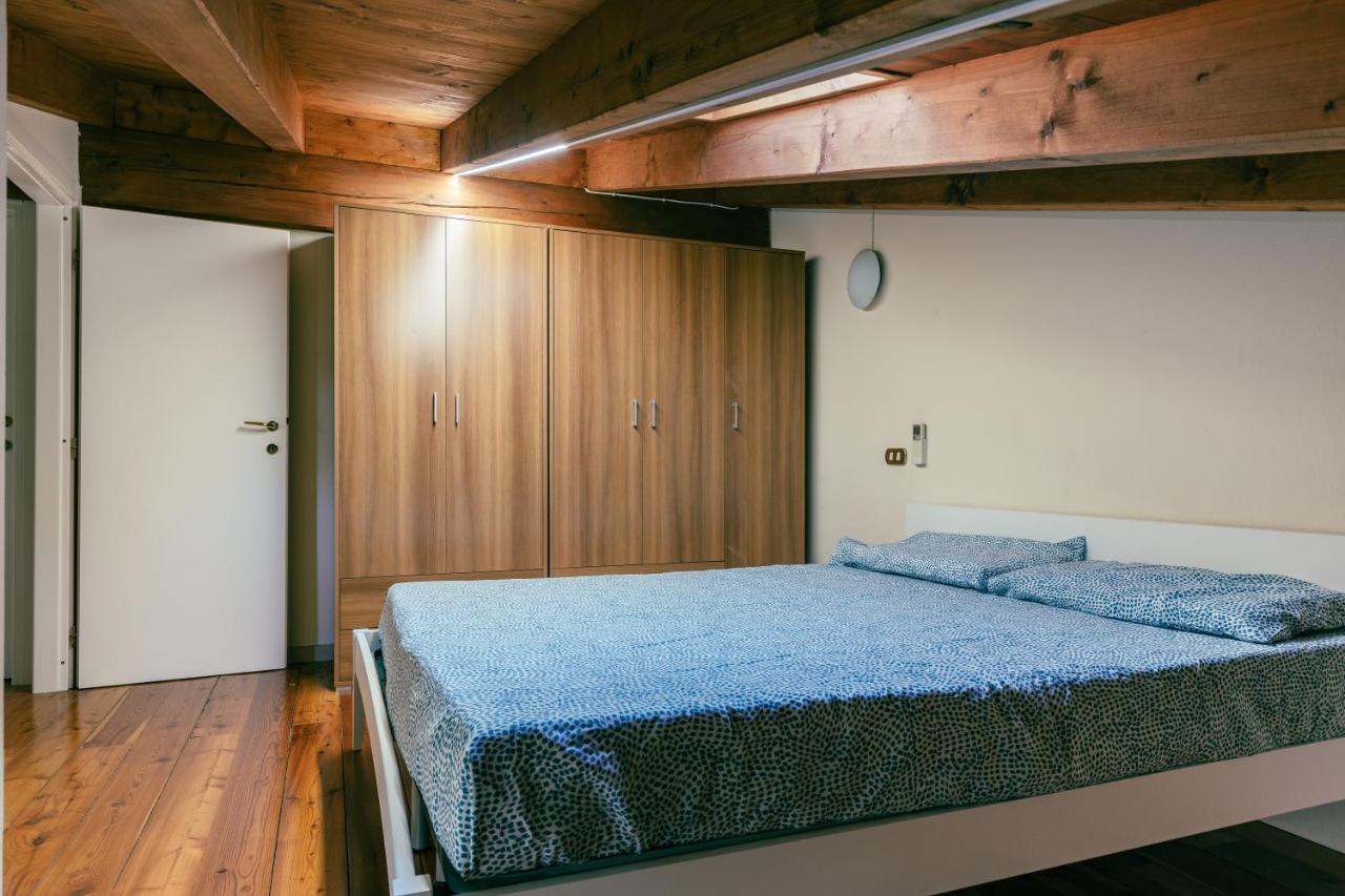 Il Casale Lonato - By Host4U Aparthotel Kültér fotó