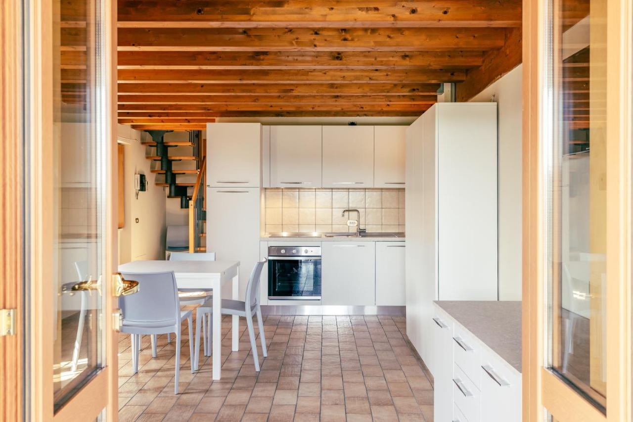 Il Casale Lonato - By Host4U Aparthotel Kültér fotó